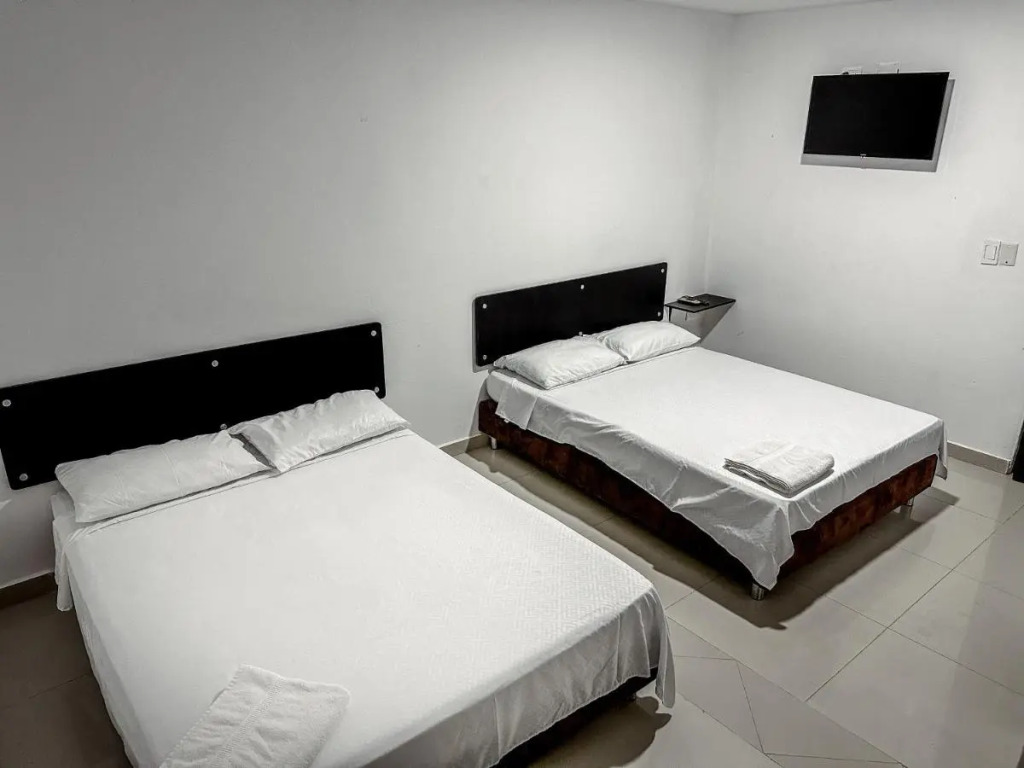 hotel bazurto plaza