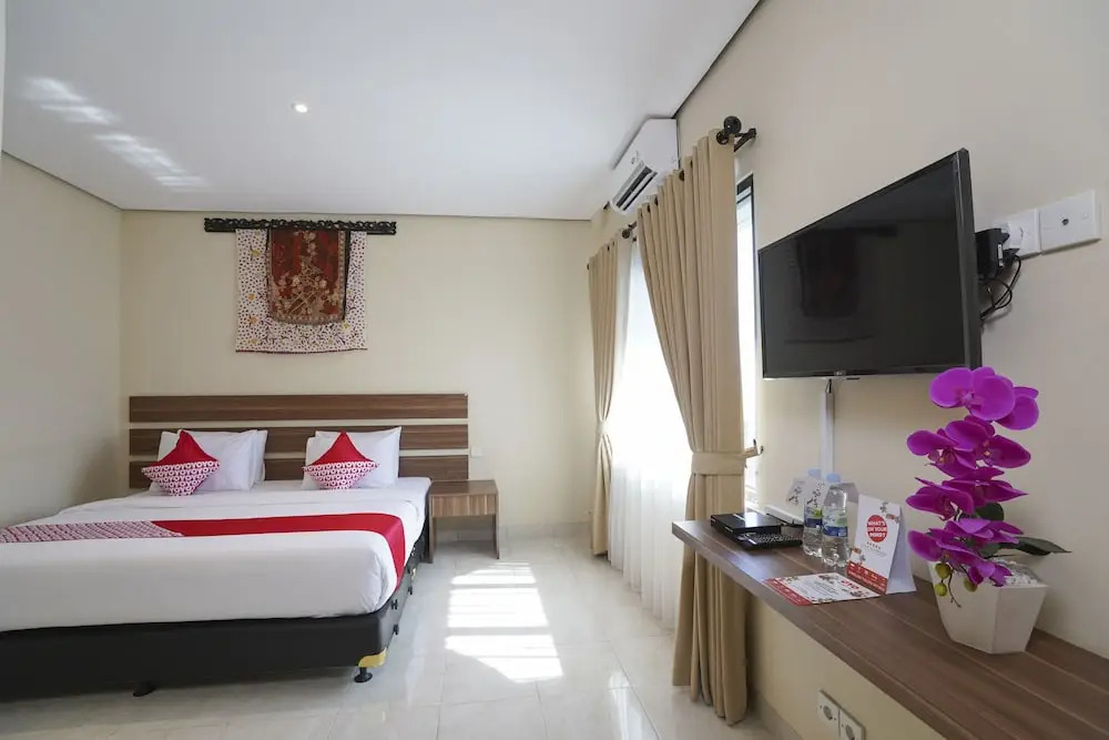 OYO 1992 China Town Hotel Bali