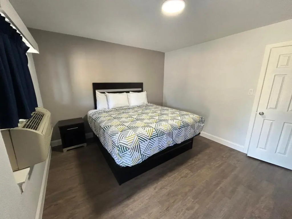 Executive Inn
