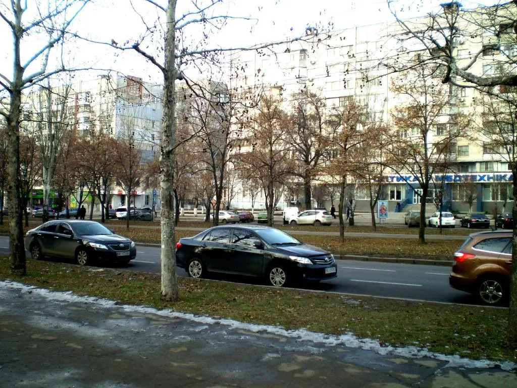Небольшая СТУДИЯ, проспект ЦЕНТРАЛЬНЫЙ 124А, 2 дивана, 2 кресла 3 этаж 9 этажного дома Wi-Fi