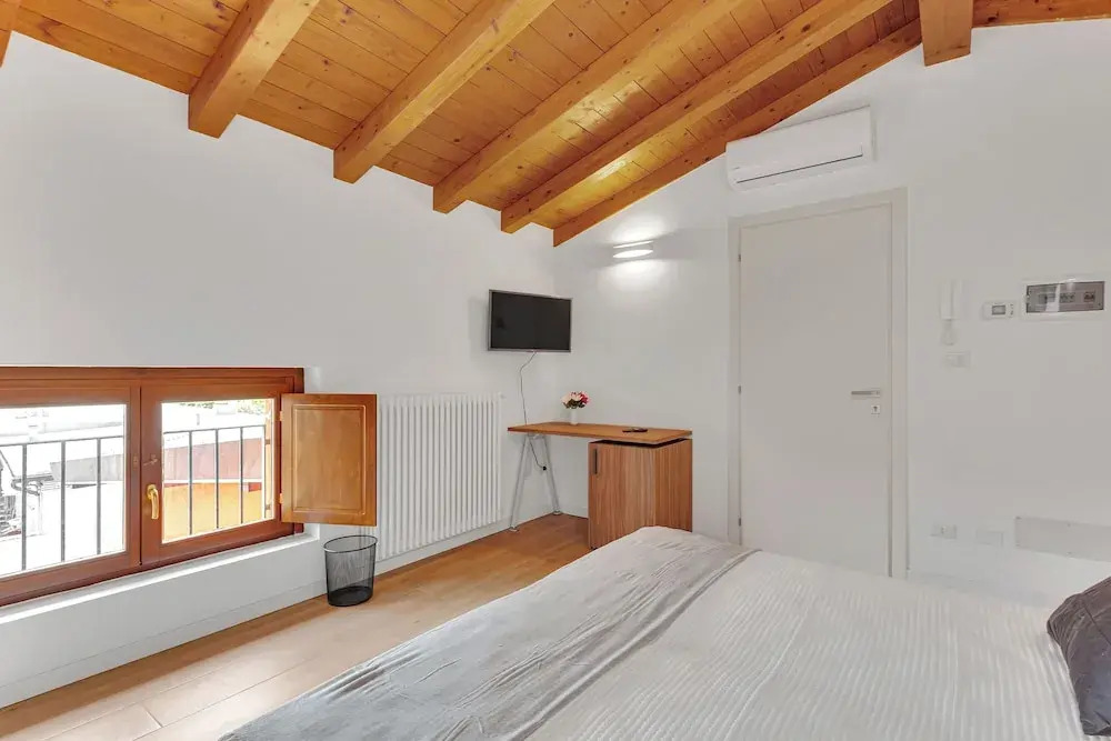 Bergamo Center -Rooms
