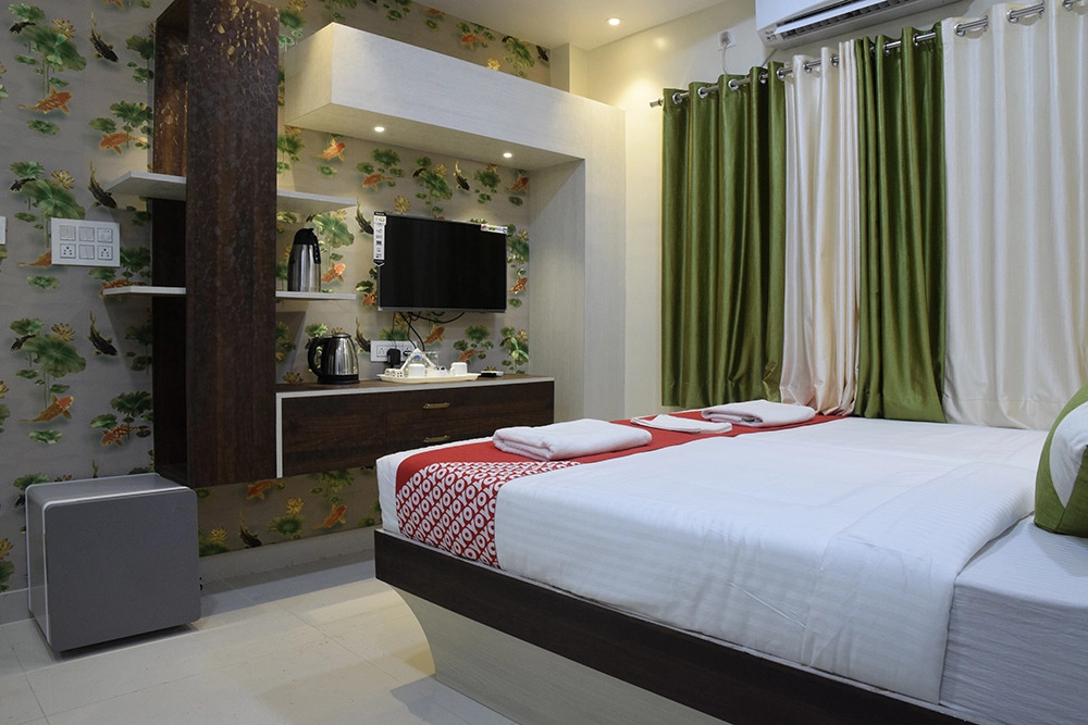 Hotel Green Edge Regency