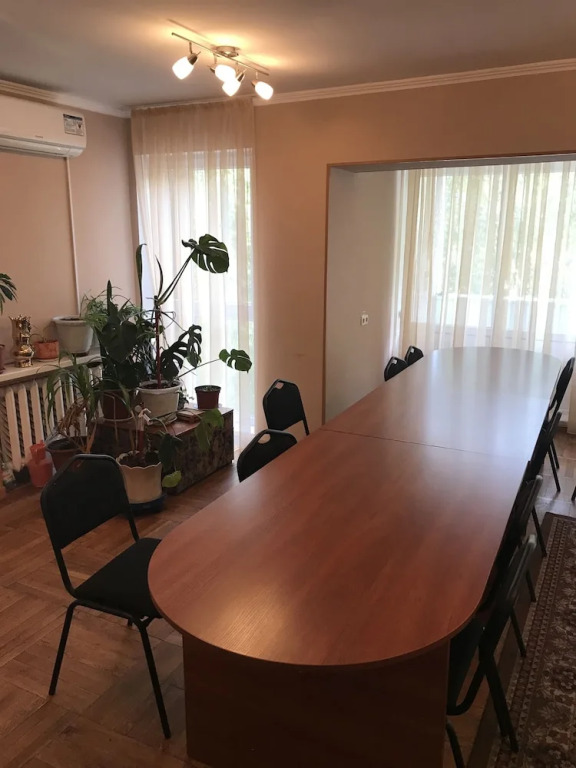 Hotel Znannya