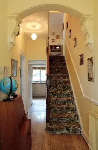 Ammiroy House