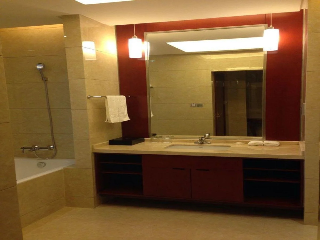 Days Hotel Frontier Nantong