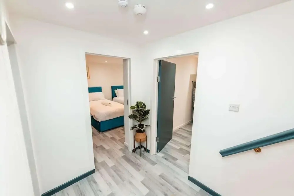 Sale 2-bedroom Apt - Sleeps 5 - Free Parking