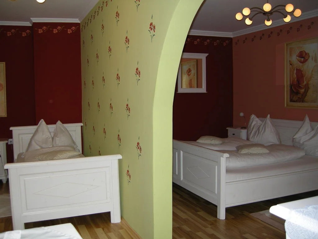 Pension Arkadenhof
