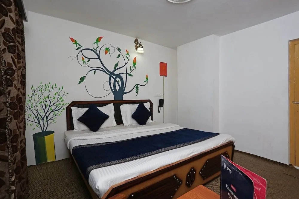OYO 9083 Hotel New Tourist Palace