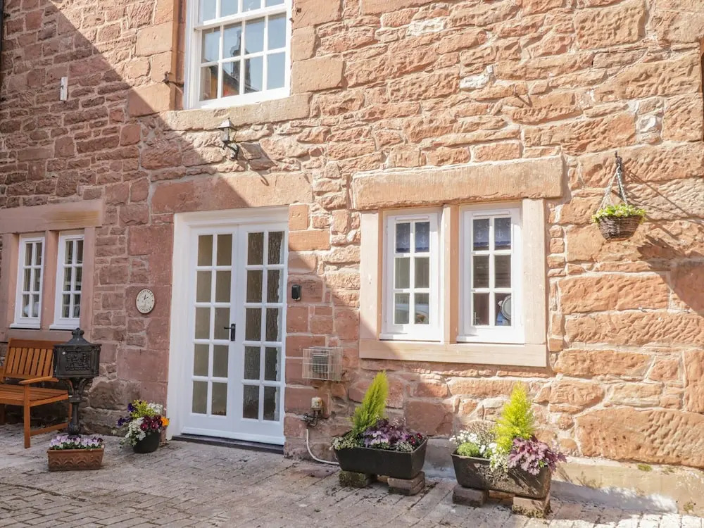 Courtyard Cottage