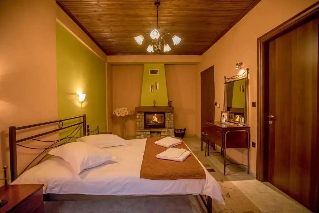 Kynthia Guesthouse