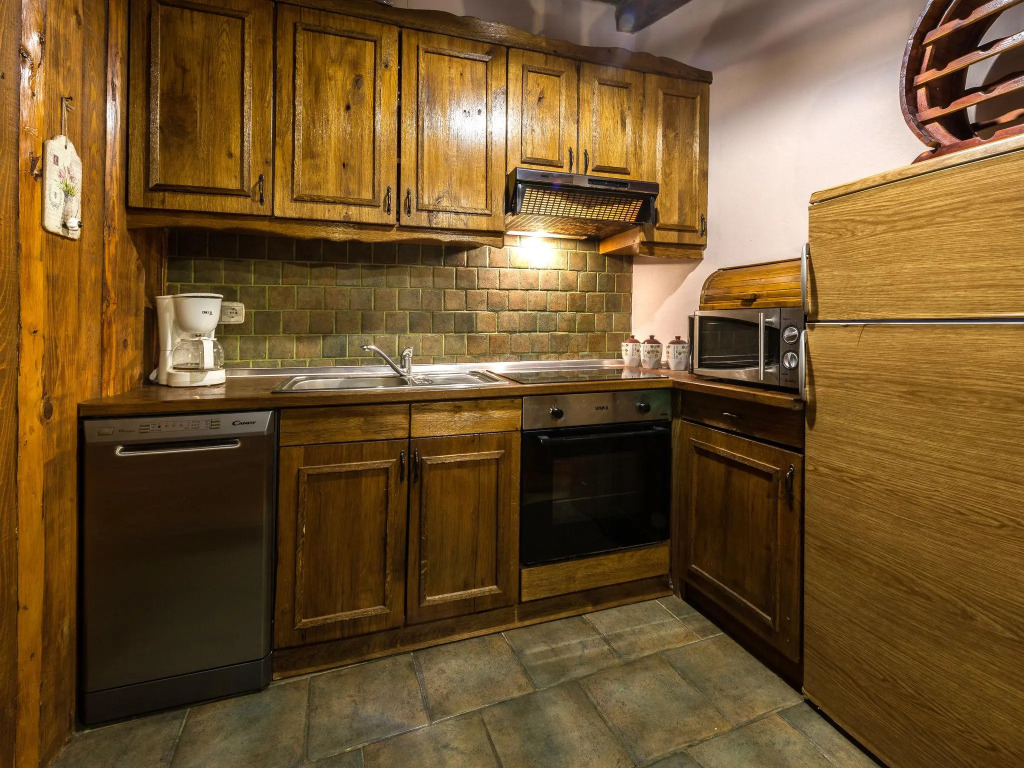 Pet-friendly Holiday Home in Sukošan with Hot Tub