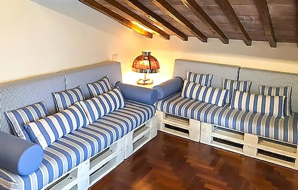 Awesome Apartment in Corsanico-bargecchia With Wifi, 2 Bedrooms and Outdoor Swimming Pool