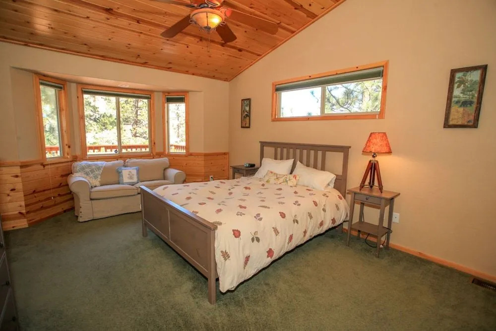 Snowy Evening Lodge