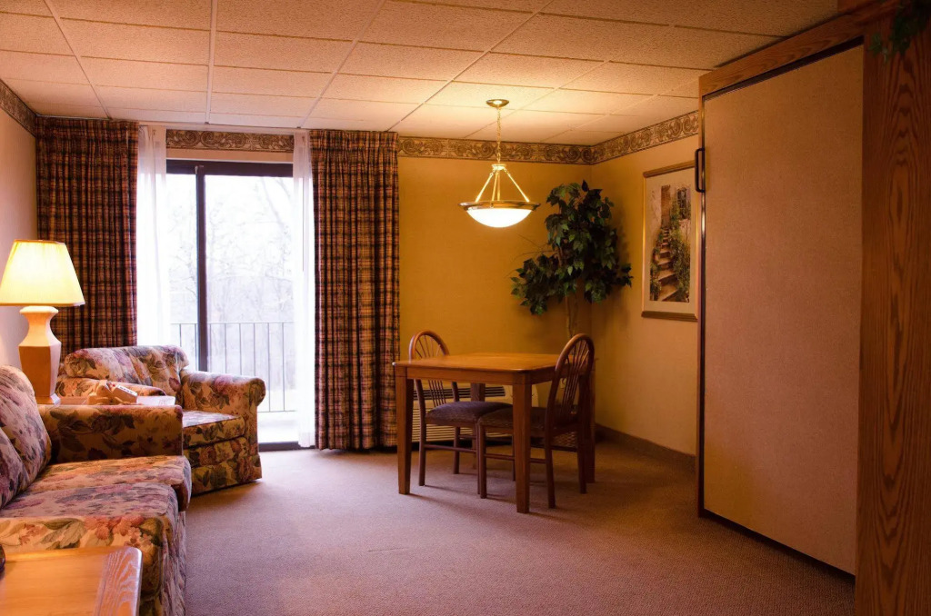Mountain Laurel Resort
