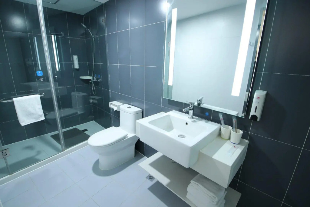 Hanting Express Jinan High-Tech District Fenghuang Road