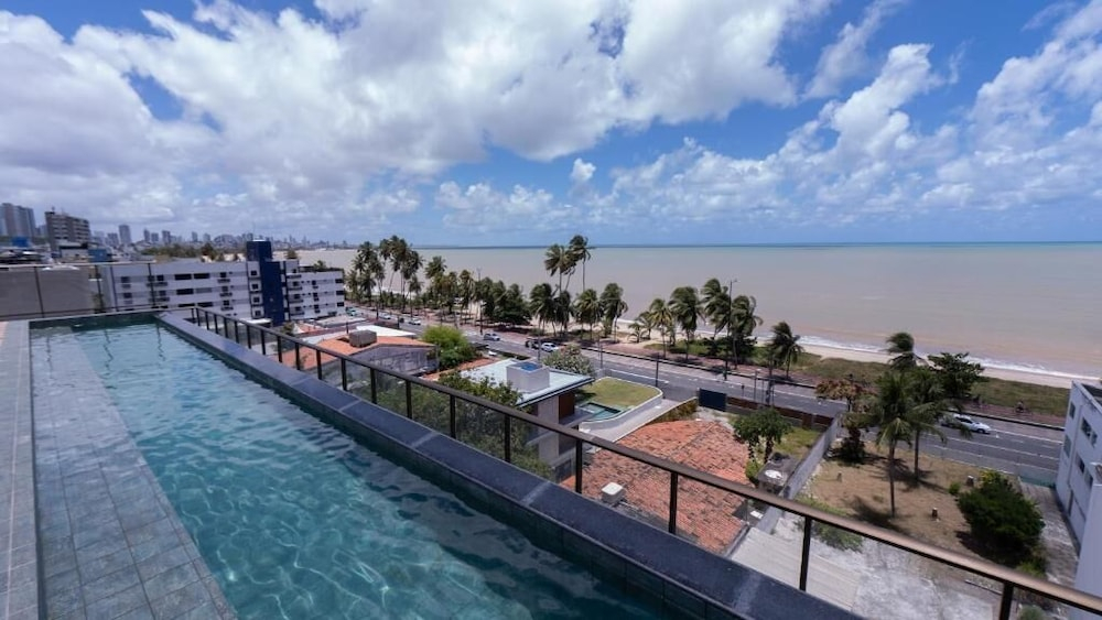 Flat 303-FM20 na praia de Cabo Branco