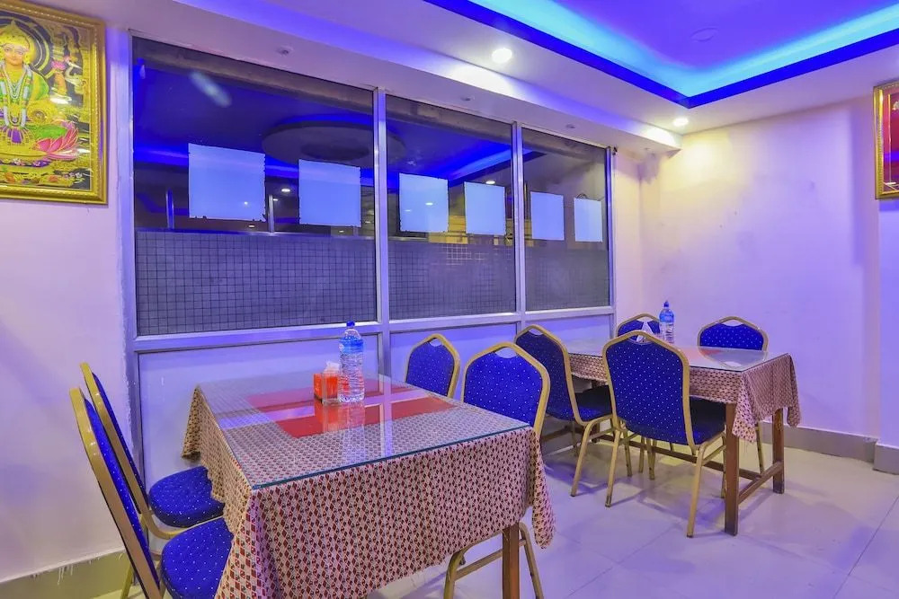 OYO 656 Hotel Shree Guru