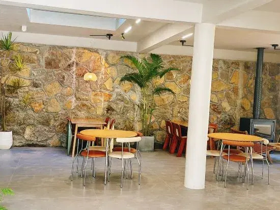 Xiaowa's family wild luxury party group building parent-child homestay