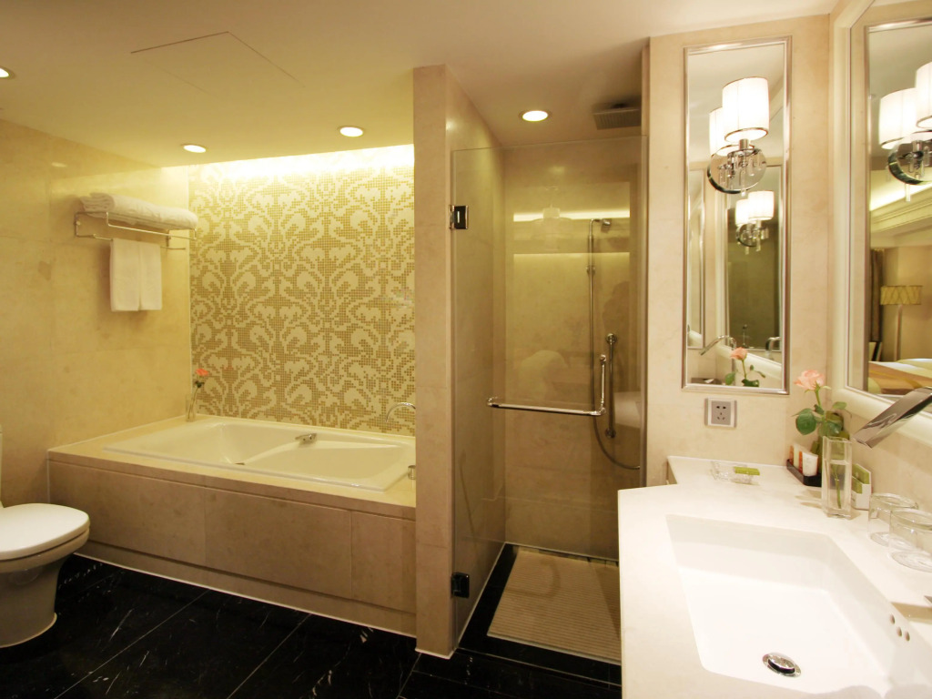 Luxemon Xinjiang Yindu Hotel