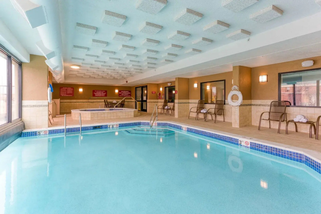 Heritage Inn & Suites St. Louis/Fenton, Trademark by Wyndham
