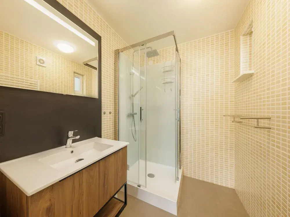 Spacious Stay With Sauna