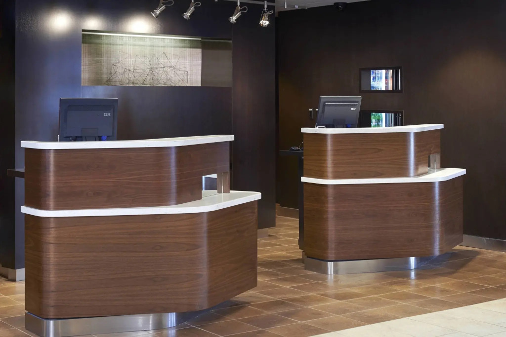 Courtyard by Marriott Detroit Troy
