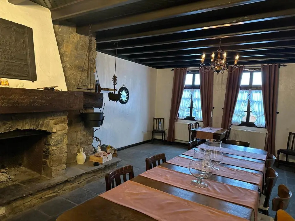 Hotel zur Post Dabringhausen - Quiet Business Hotel near Cologne and Dusseldorf Trade Fairs