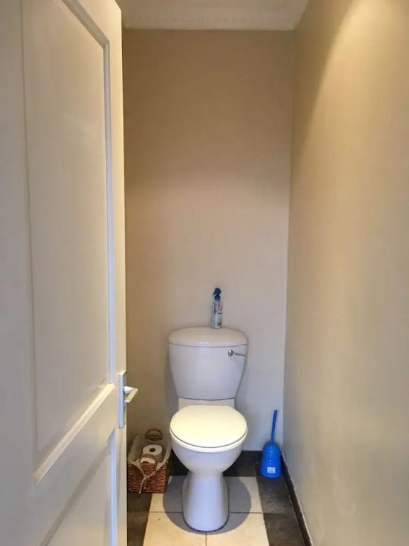 123 Ocean View Drive Apartment