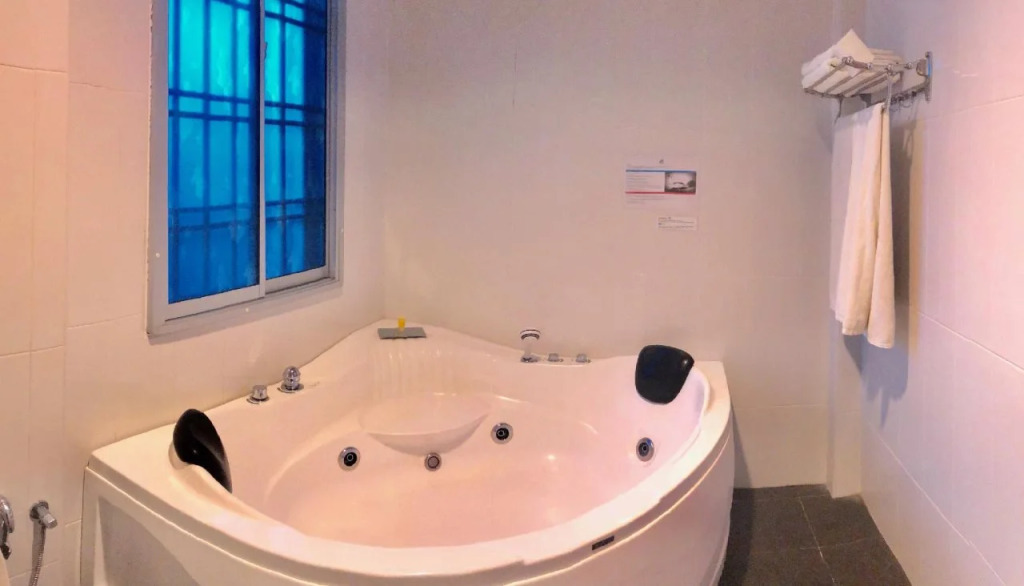 Eight Days Boutique Hotel - Impian Emas