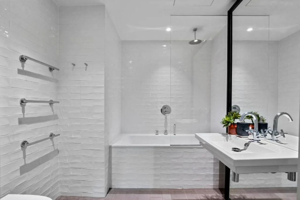 Whitfield Street Residences by Aeria Apartments