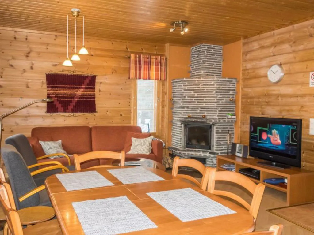 Holiday Home Nuottiukko