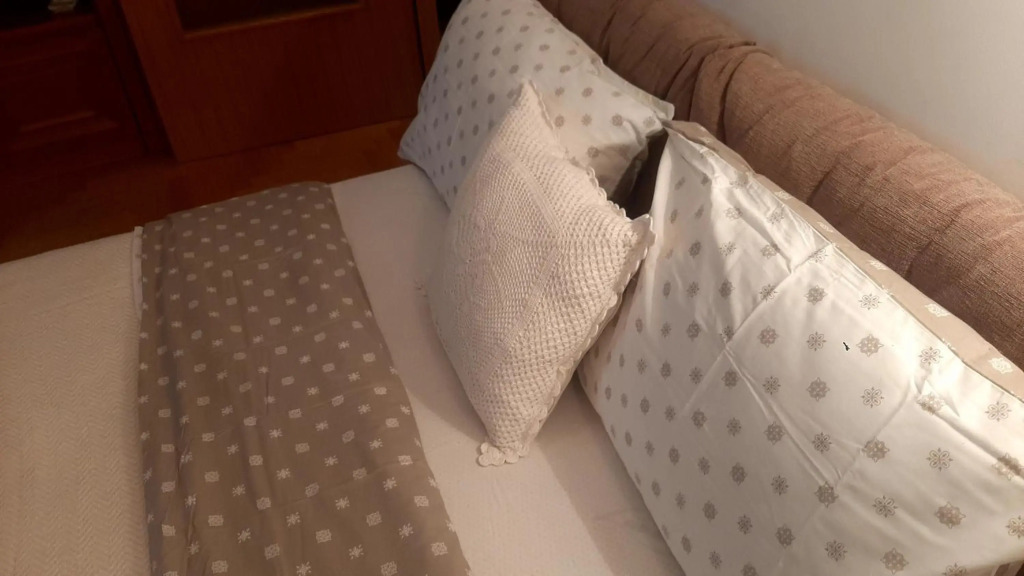 Modern Lux Studio w Inside parking 5 min from Skadarlija, Republic Sqre