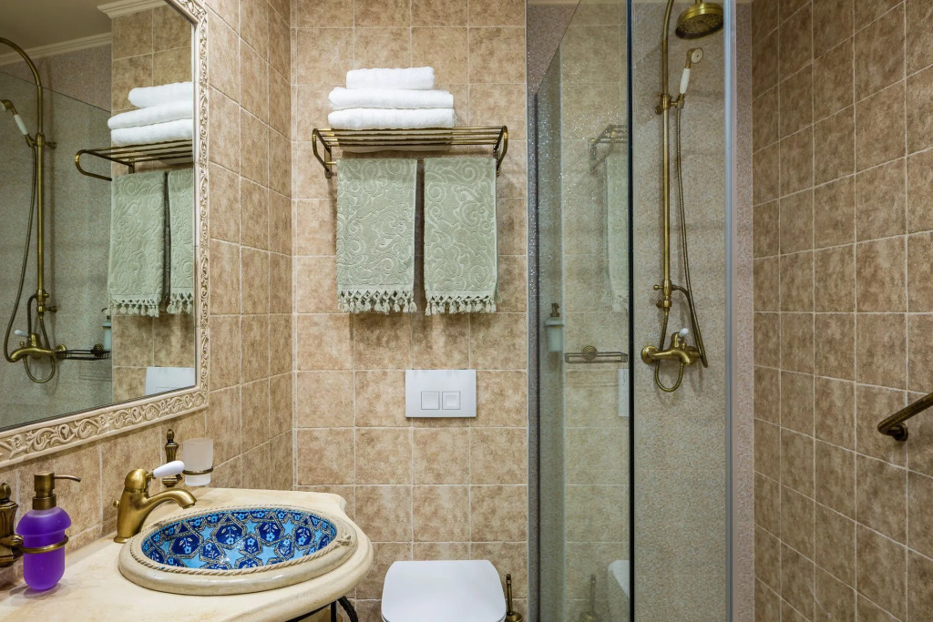 Phaedra Suites