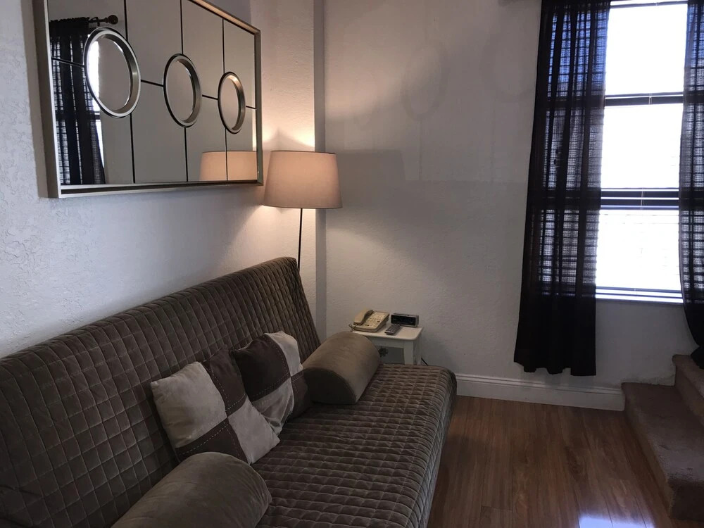 Apartments by Design Suites Hollywood