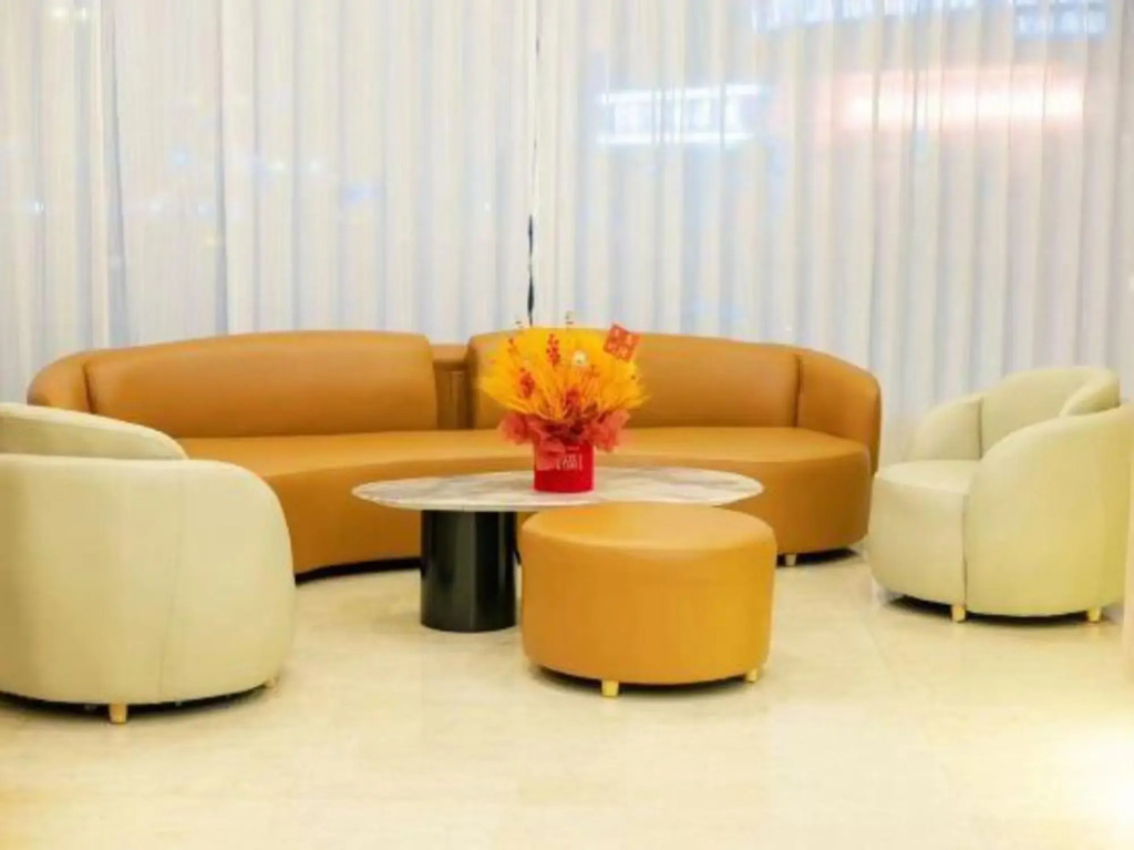 Guanghan Hotel