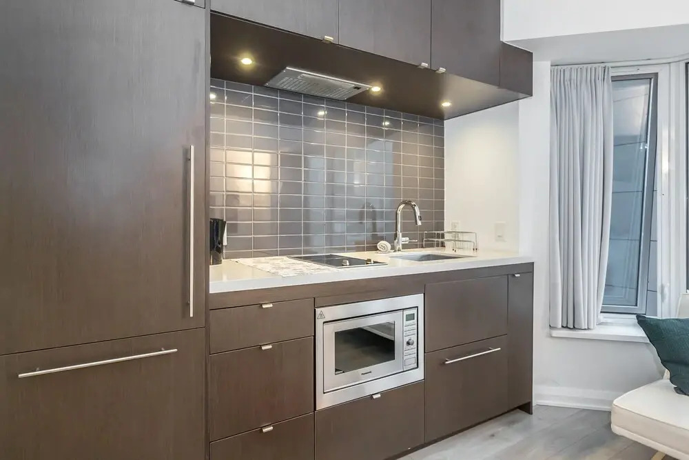 Executive Class, Downtown Luxury @fashion Dist