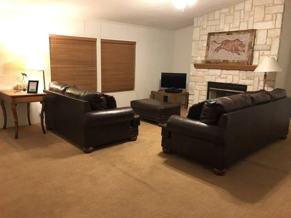 South Gate Lodges