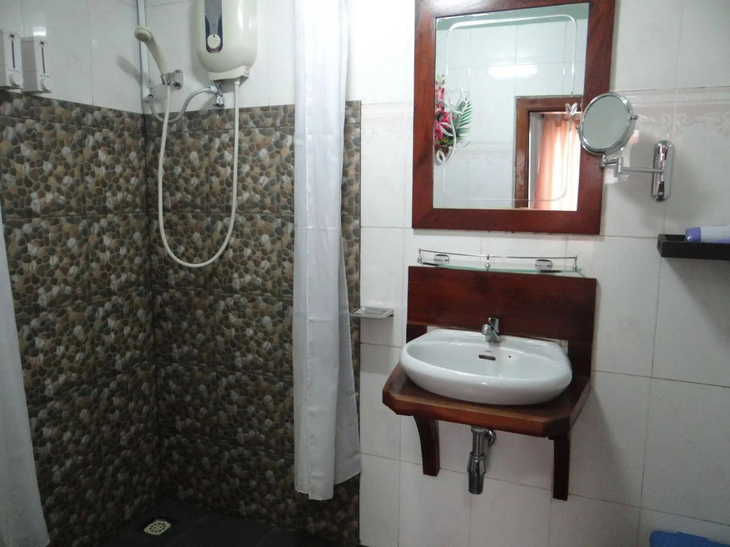 Alibi Guesthouse