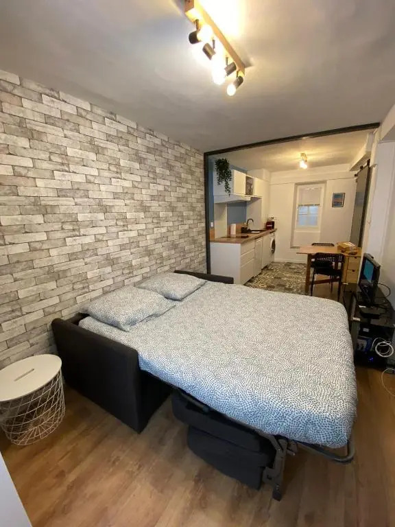 Magnifique studio hyper centre plage et commerce (capacité 4 personnes)
