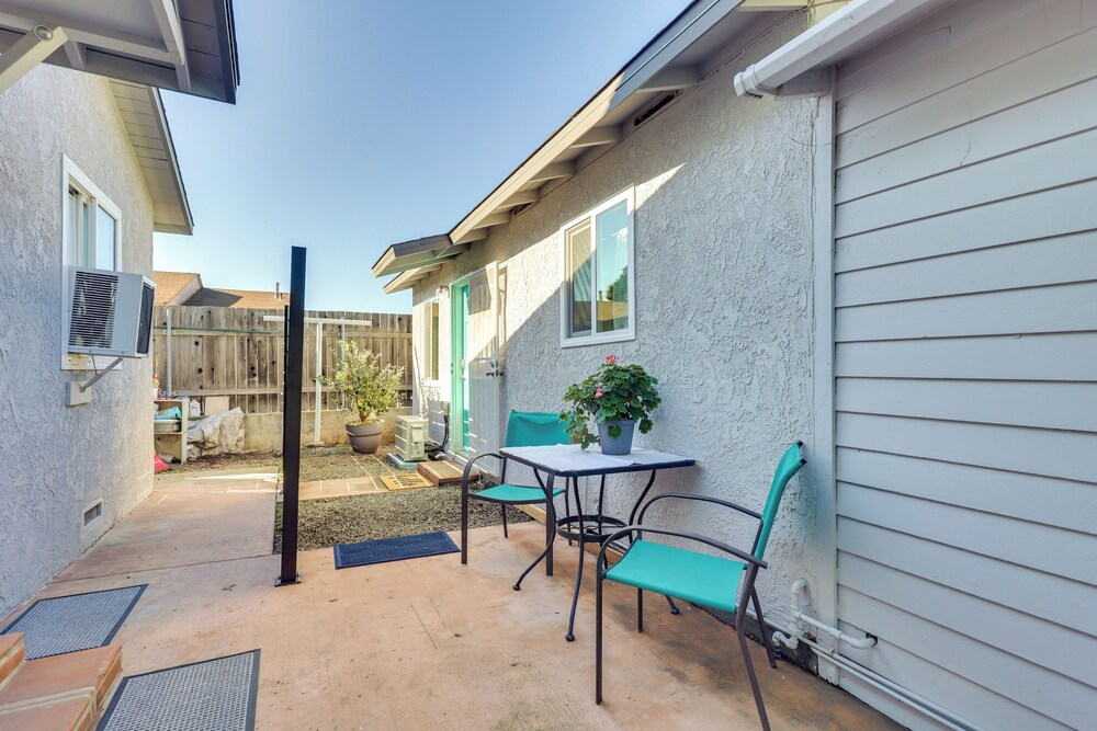 Quiet Carpinteria Cottage By Town & Beaches