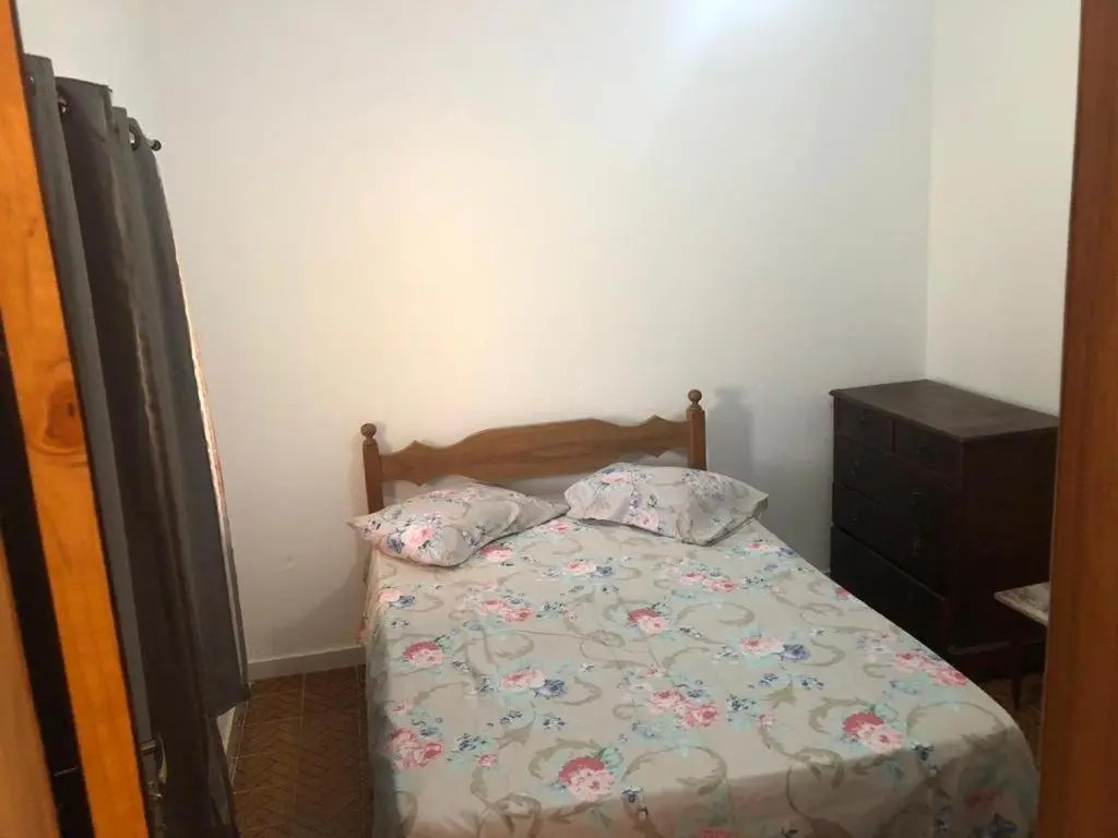 Casa Com Piscina a 3 Quadras da Praia da Vila