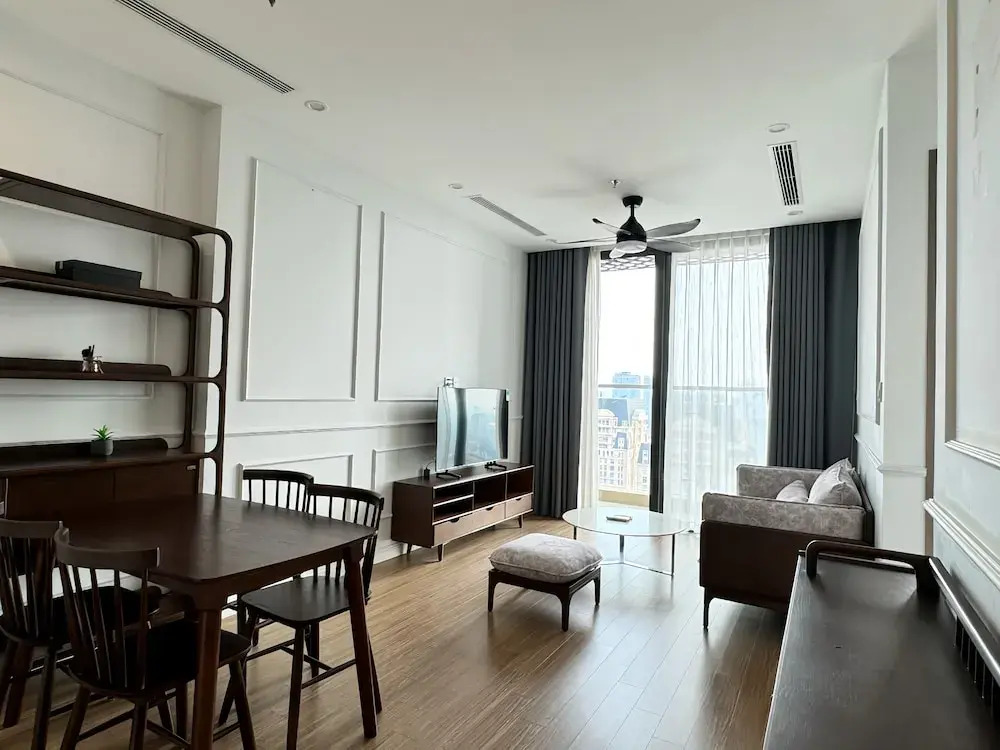 Luxhousing Vinhomes Skylake