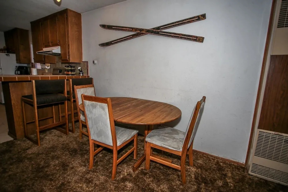 Moonridge Mile 2 Bedrooms 1 Bathroom Home