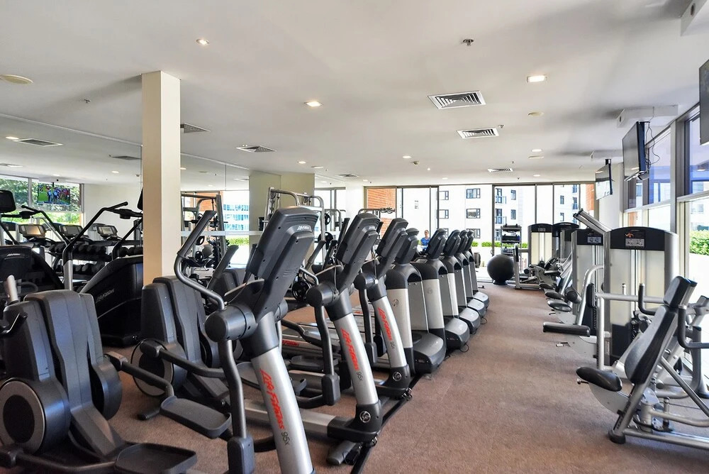 QV Deluxe Waterside Apartment - 851