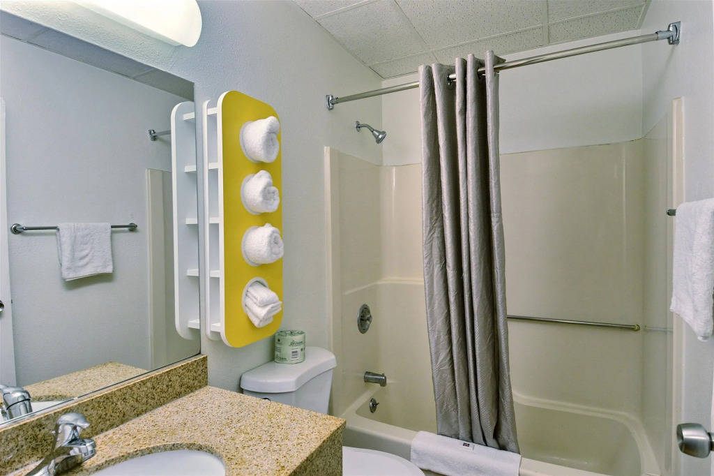 Motel 6-Nashua, NH