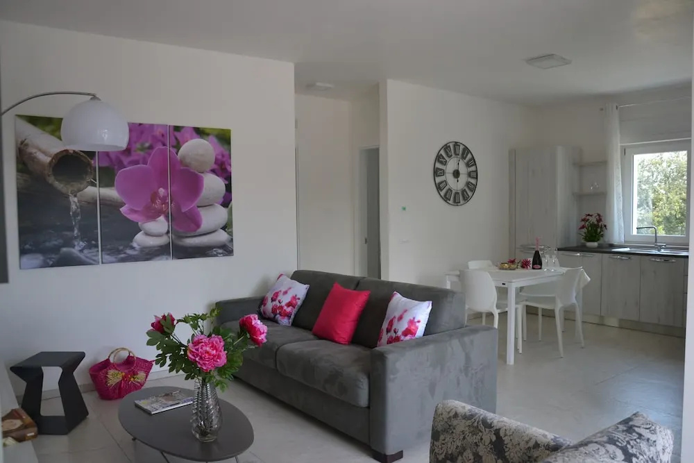 Aurora Apartment - Villaggio di Mary