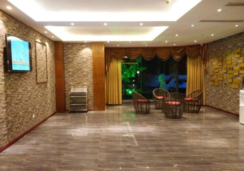 Prince Panda Hotspring Hotel