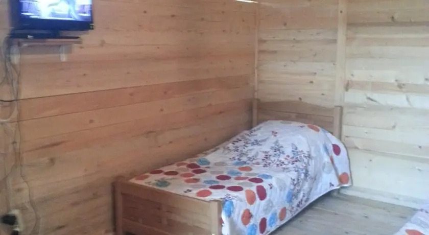 Derevyannie Kottedzhi