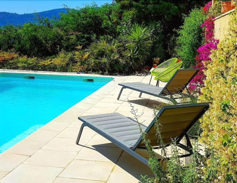 Villa Jacaranda