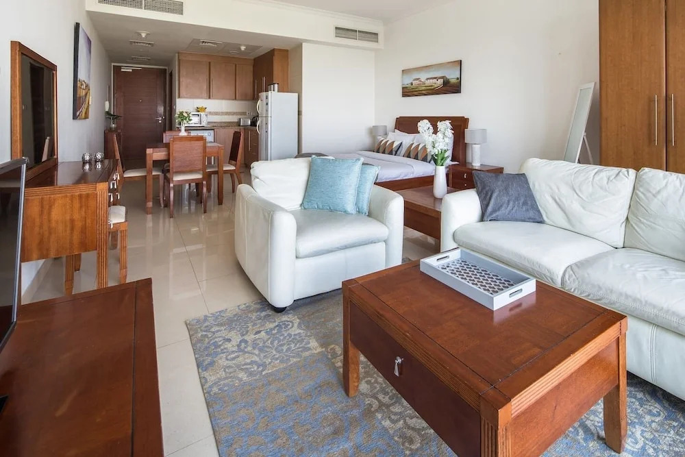 Spacious and Comfy Studio in Heart of Jlt!